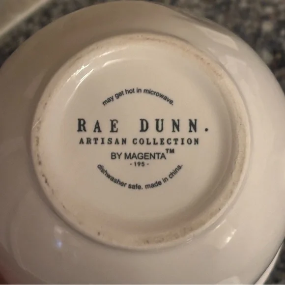 🍊Rae Dunn “SQUEEZE” Ceramic Citrus Juicer🍊 - Picture 5 of 5